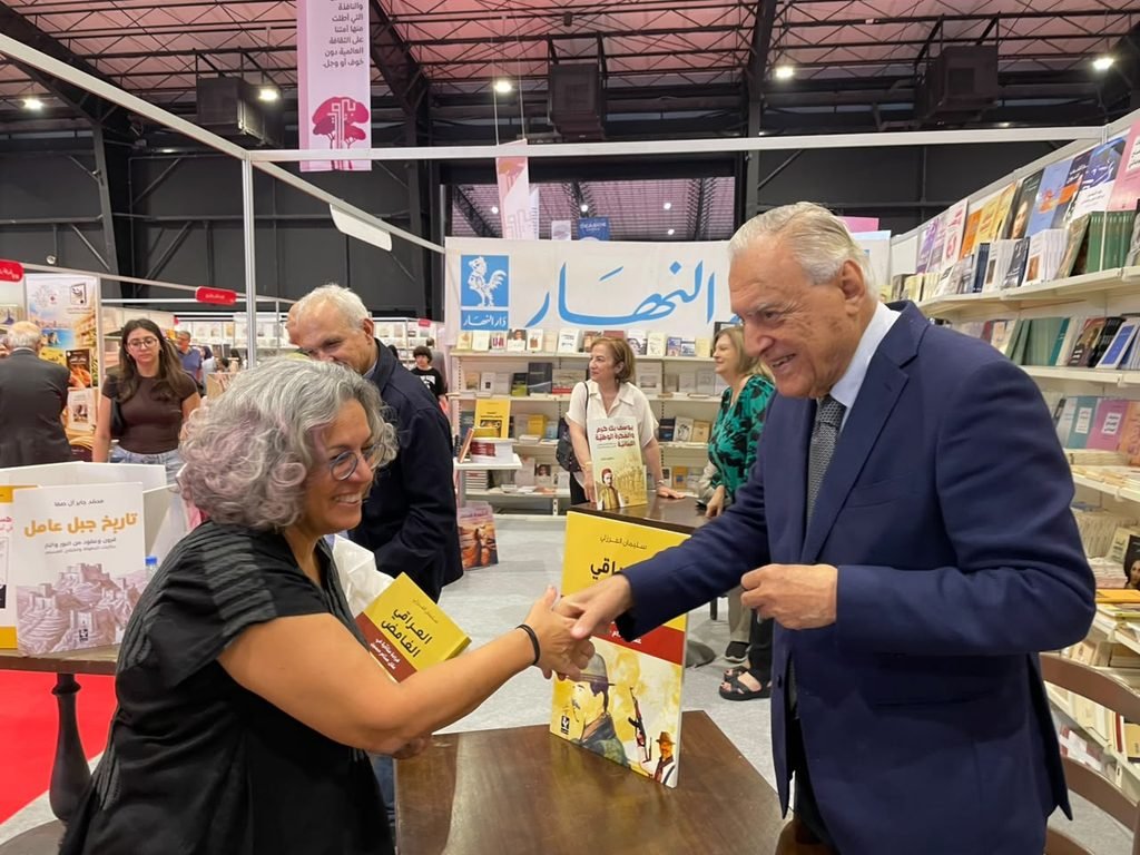 WhatsApp-Image-2026-10-14-at-20.45.39-2-1024x768 من حفل توقيع كتاب العراقي الغامض لسليمان الفرزلي في جناح دار النهار السبت 10/10/2026